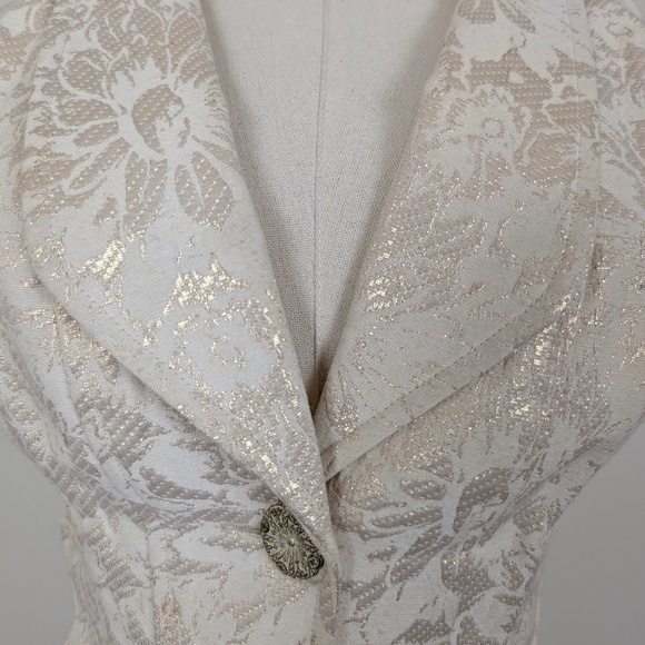 Guess Brocade Vest Waistcoat Cream Sleeveless Fitted Buttons - Picture 9 of 9